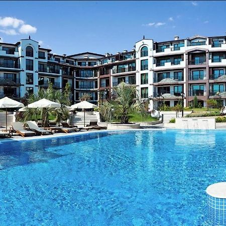 Boutique Rose Gardens Pomorie 아파트 호텔 외부 사진
