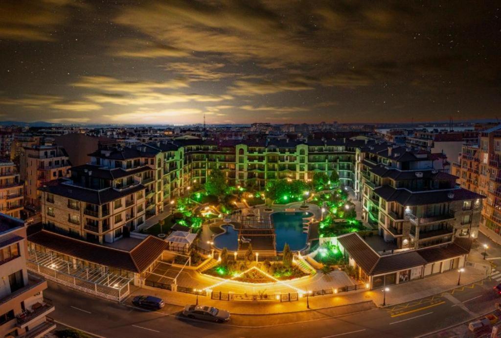 Boutique Rose Gardens Pomorie 아파트 호텔 외부 사진