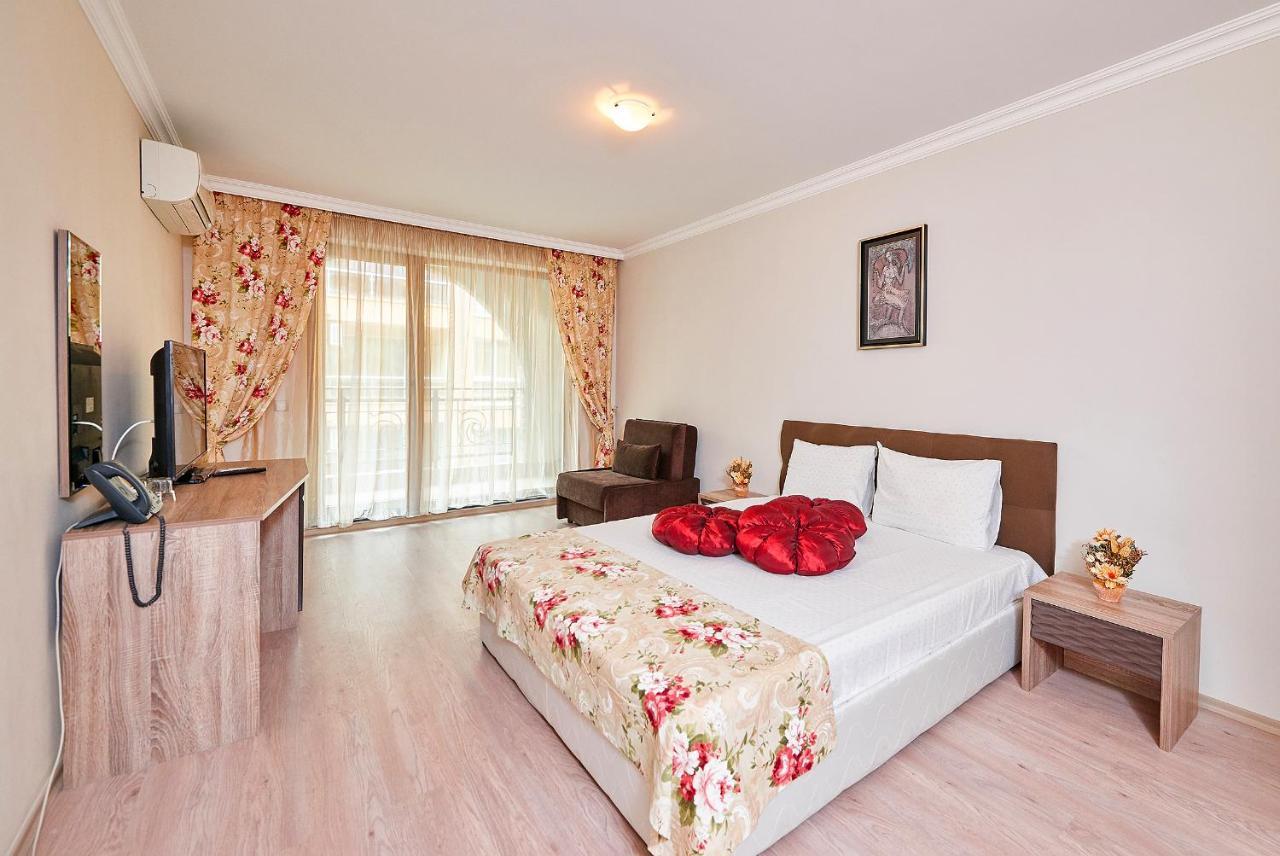 Boutique Rose Gardens Pomorie 아파트 호텔 외부 사진